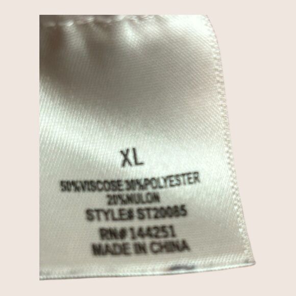 🌼 XL JOSELYN CREW NECK PULLOVER DAISY FLORAL SLIGHT CROP SWEATER Y2K STYLE RED - Picture 9 of 9